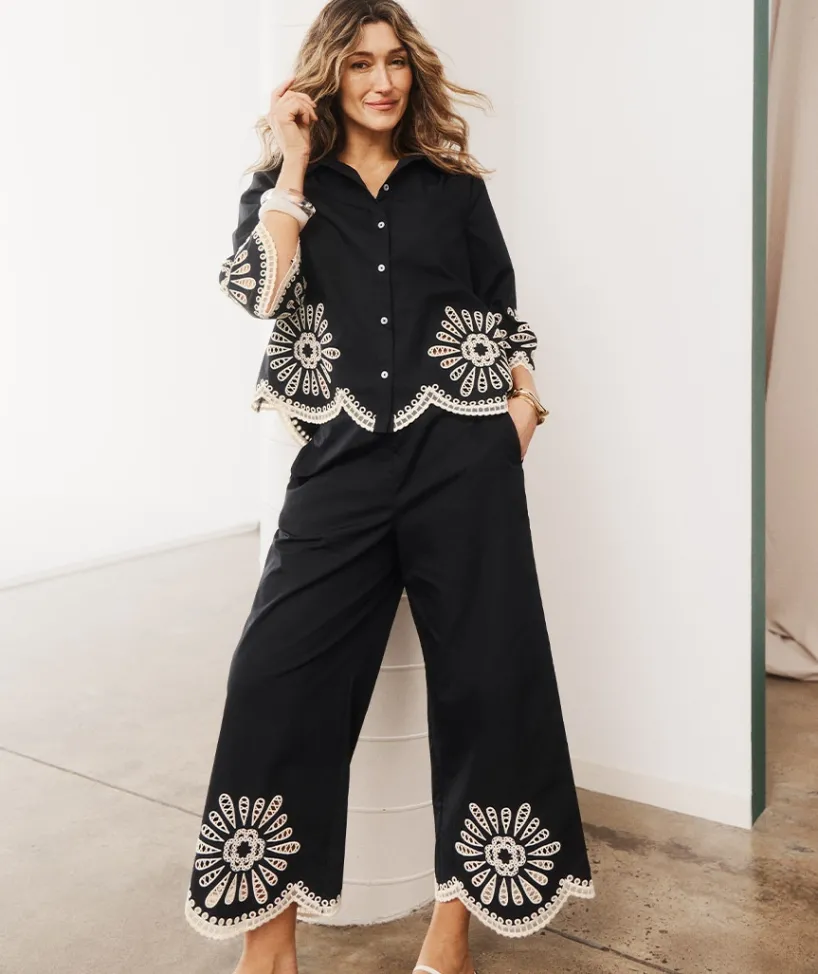 Sussan Pants>Embroidered Scallop Hem Pant BLACK
