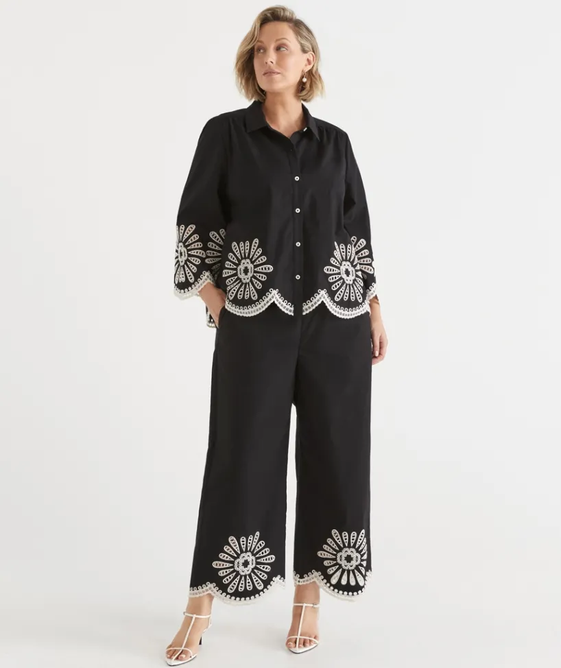 Sussan Pants>Embroidered Scallop Hem Pant BLACK