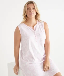 Sussan Nighties|Everyday Icons><noscript><img width=