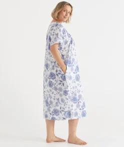 Sussan Dressing Gowns><noscript><img width=