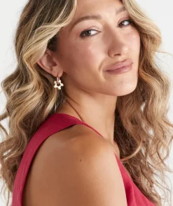 Sussan Jewellery>Plated Flower Huggie Earring GOLD