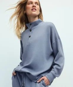 Sussan Tops|Loungewear><noscript><img width=