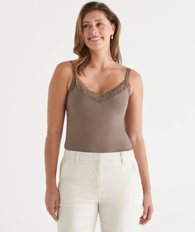Sussan Tops>Lace Detail Layering Cami
