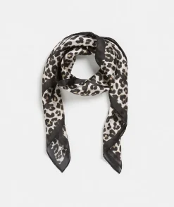 Sussan Knit Accessories|Scarves><noscript><img width=