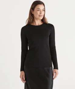 Sussan Tops|T-Shirts><noscript><img width=