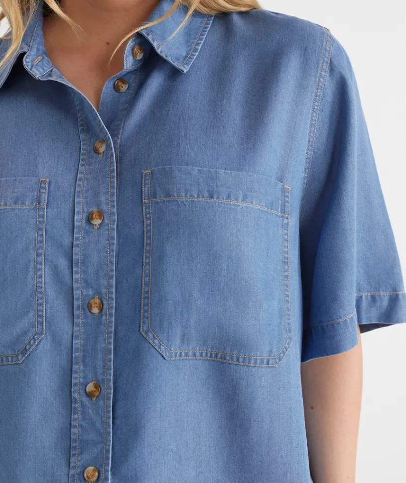 Sussan Tops|Matching Sets>Lyocell Scoop Hem Short Sleeve Shirt MID WASH