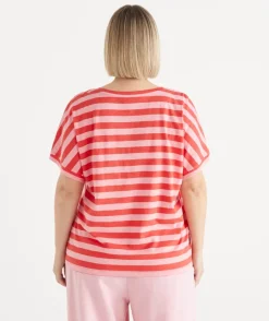 Sussan Tops|T-Shirts><noscript><img width=