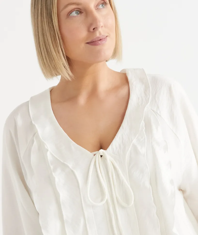 Sussan Tops|Shirts & Blouses>Tie Ruffle Detail Blouse ANTIQUE WHITE