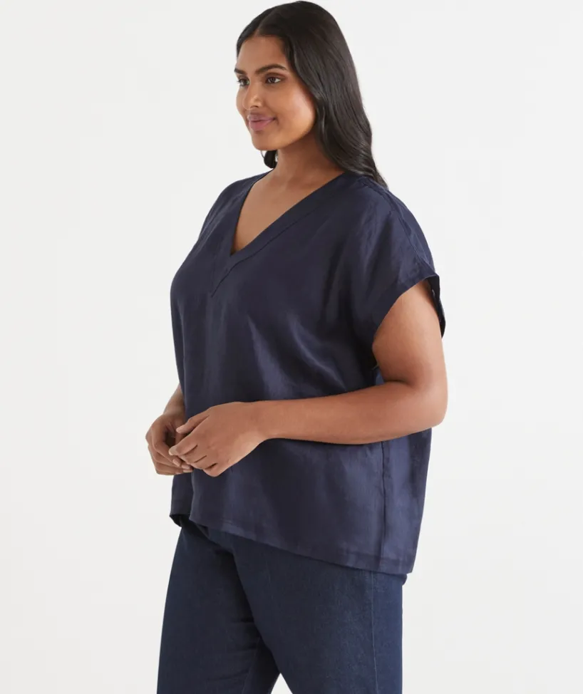 Sussan Tops|T-Shirts>V Neck Panel Detail Top
