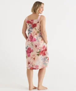 Sussan Nighties><noscript><img width=