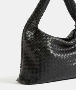 Sussan Bags>Weave Trapeze Shoulder Bag BLACK